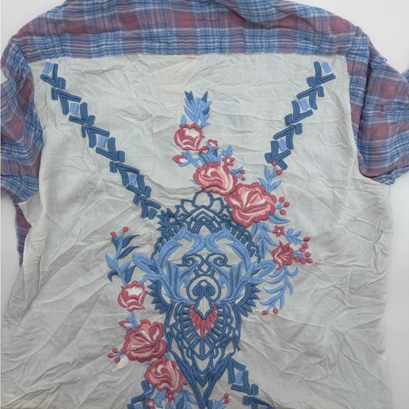 Kyla Seo for Anthropologie Blue/Pink Plaid, Embroidered, Roll Tab Sleeves, Med - Picture 4 of 12